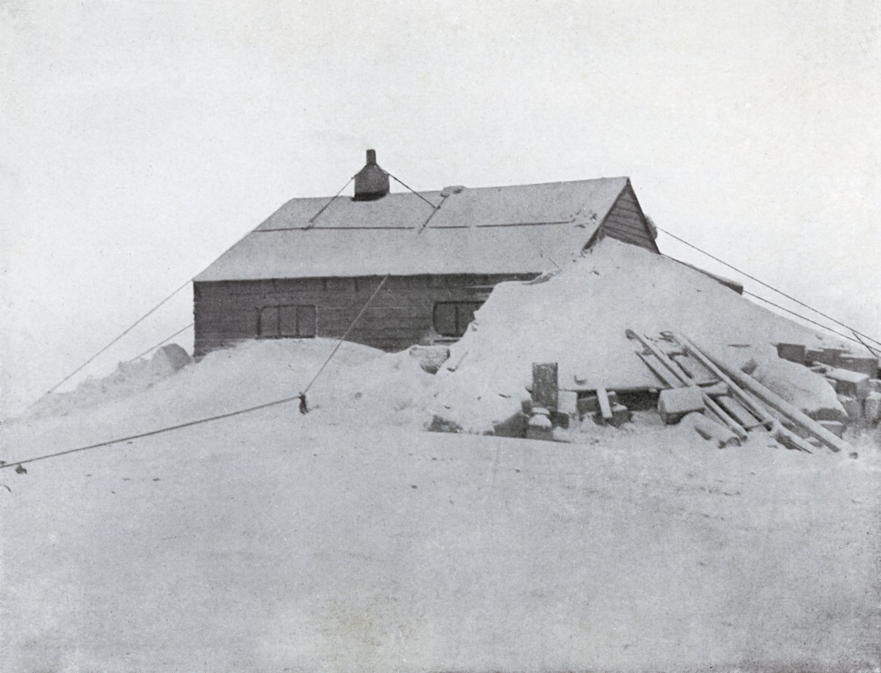 Chata na mysu Adare, c1911, 1913 od G. Murray Levick