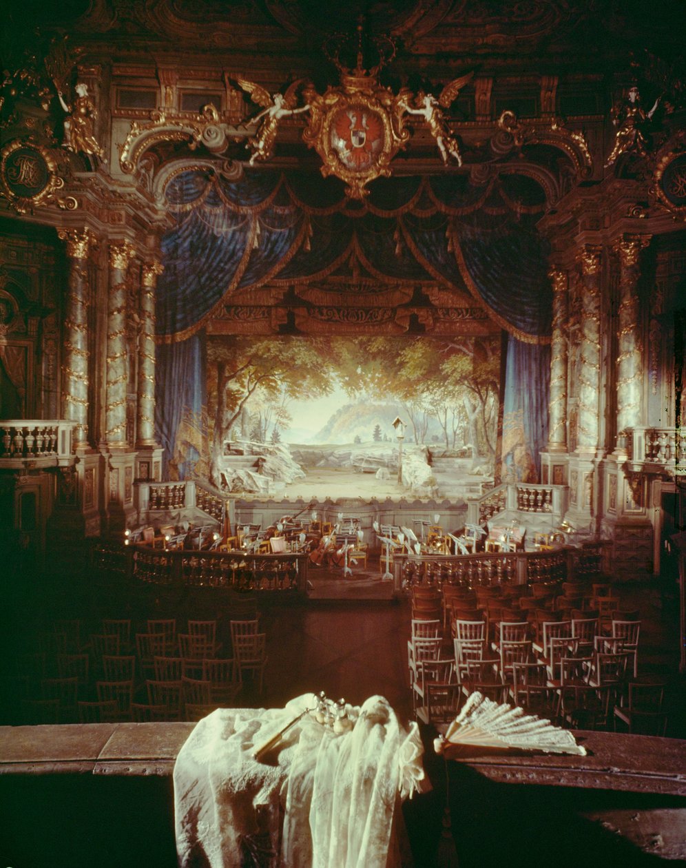 Pohled z lóže v Markgravinově operním domě ... od G. and Carlo Galli Bibiena