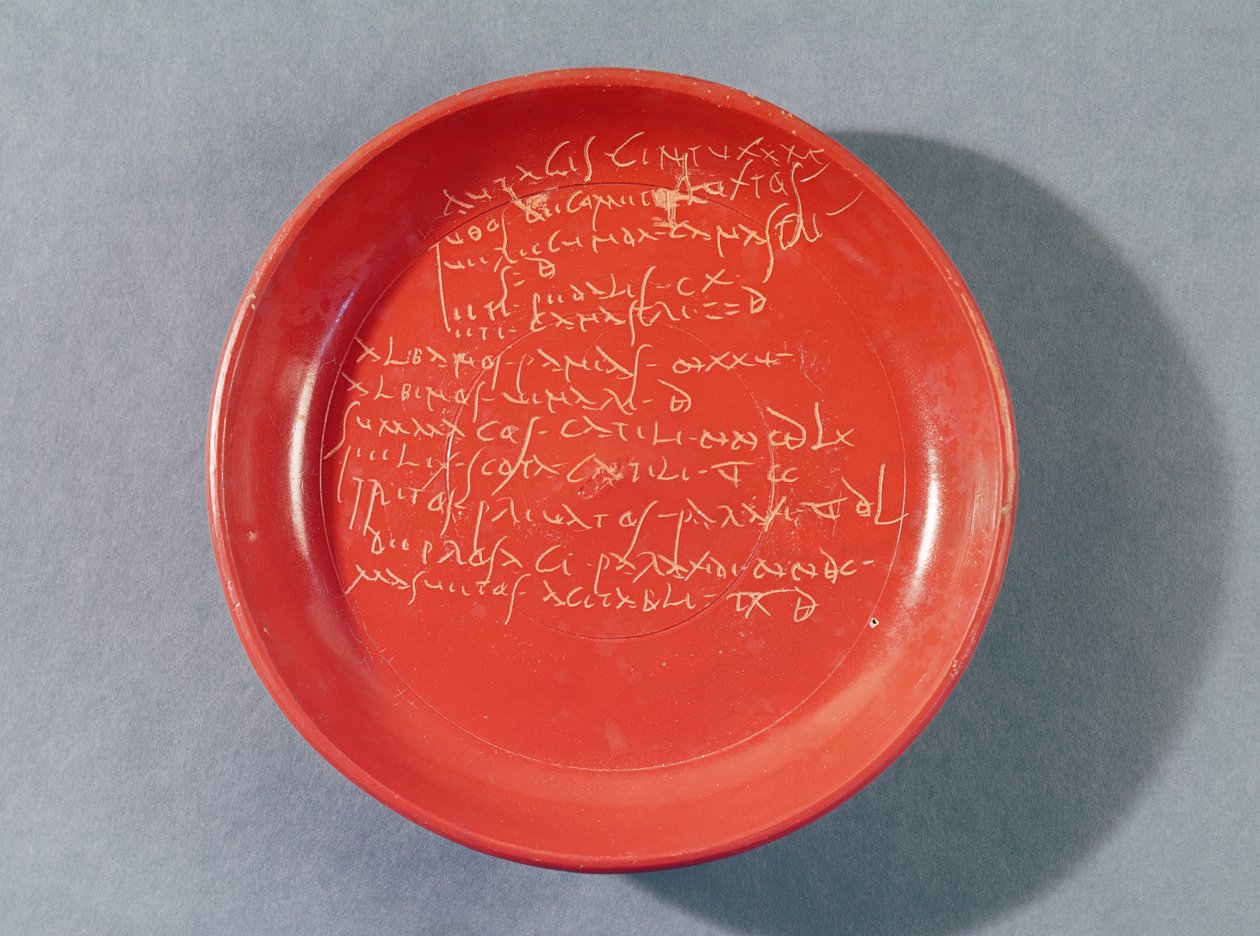 Talíř s keltským textem, 1.-2. století (keramika) od Gallo Roman