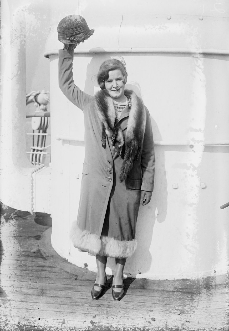 Gertrude Ederle se vrací domů do New Yorku poté, co přeplavala kanál v roce 1926 od George Grantham Bain