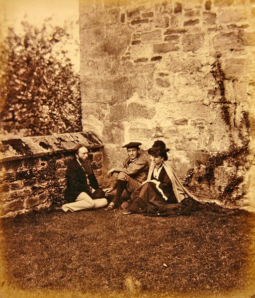 Album The Howard Family Photograph Album (černá, bílá a sépiová fotografie) od George 9th Earl of Carlisle Howard