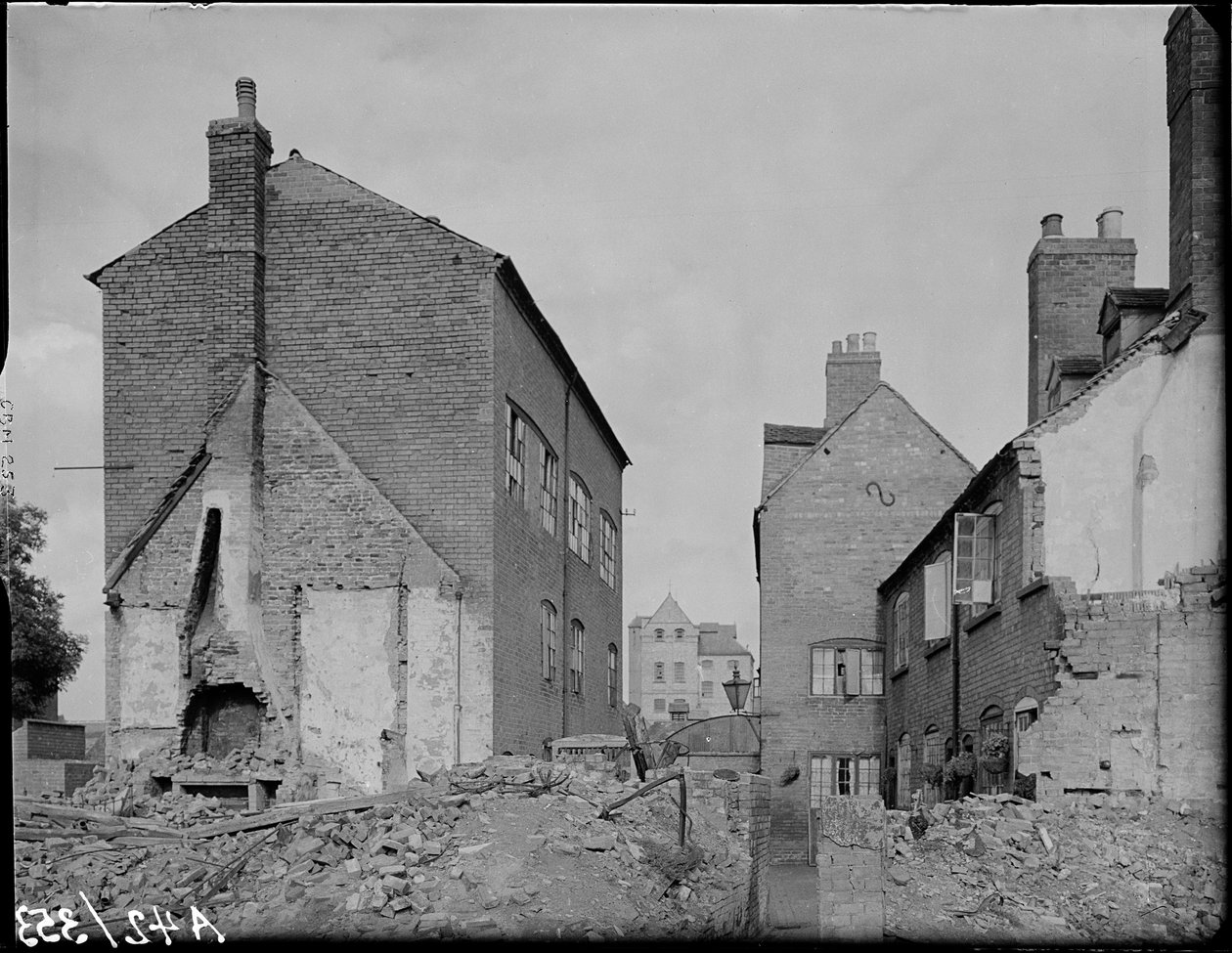 Court 16, Little Park Street, Coventry, 1941. od George Bernard Mason
