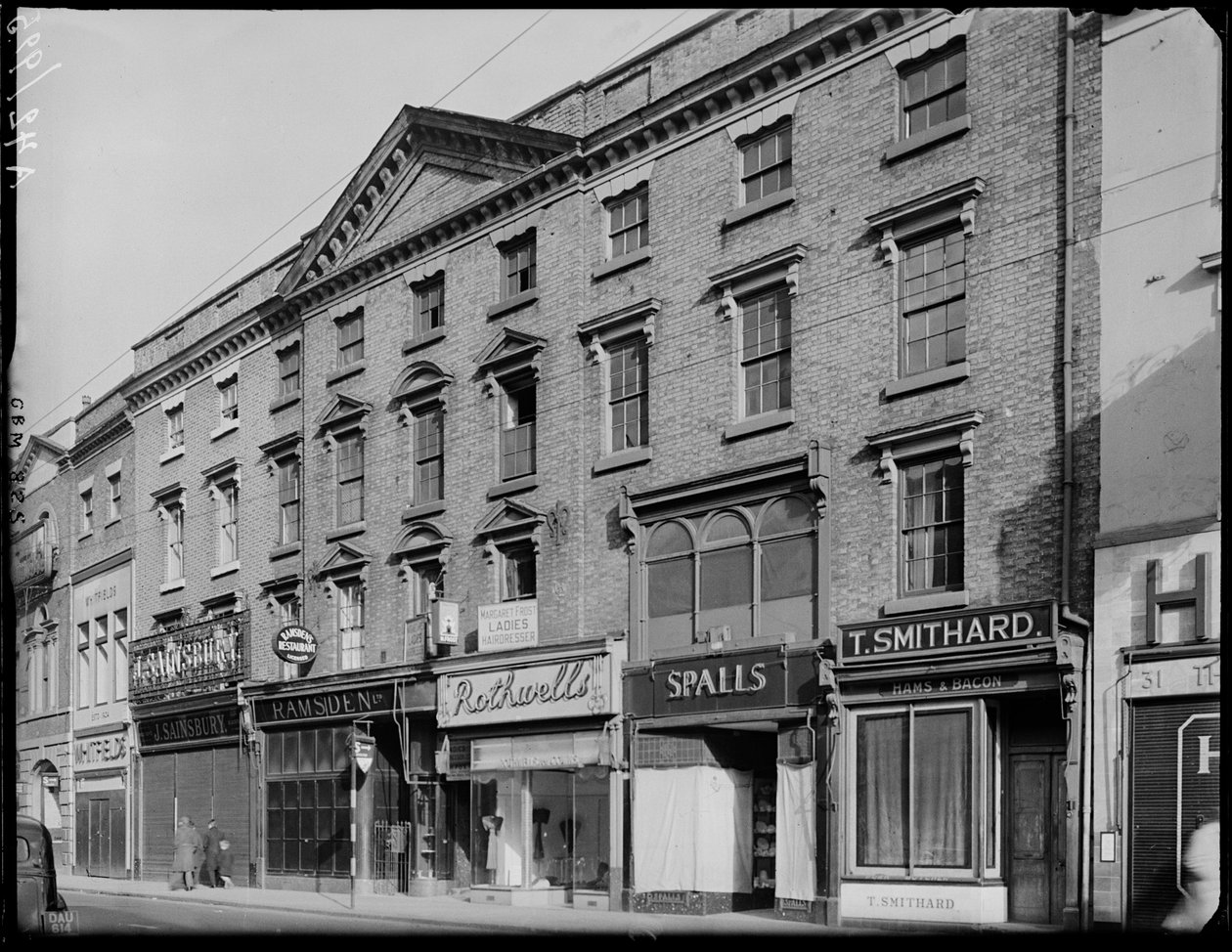 Devonshire House, 36 Corn Market, Derby, 1942. od George Bernard Mason
