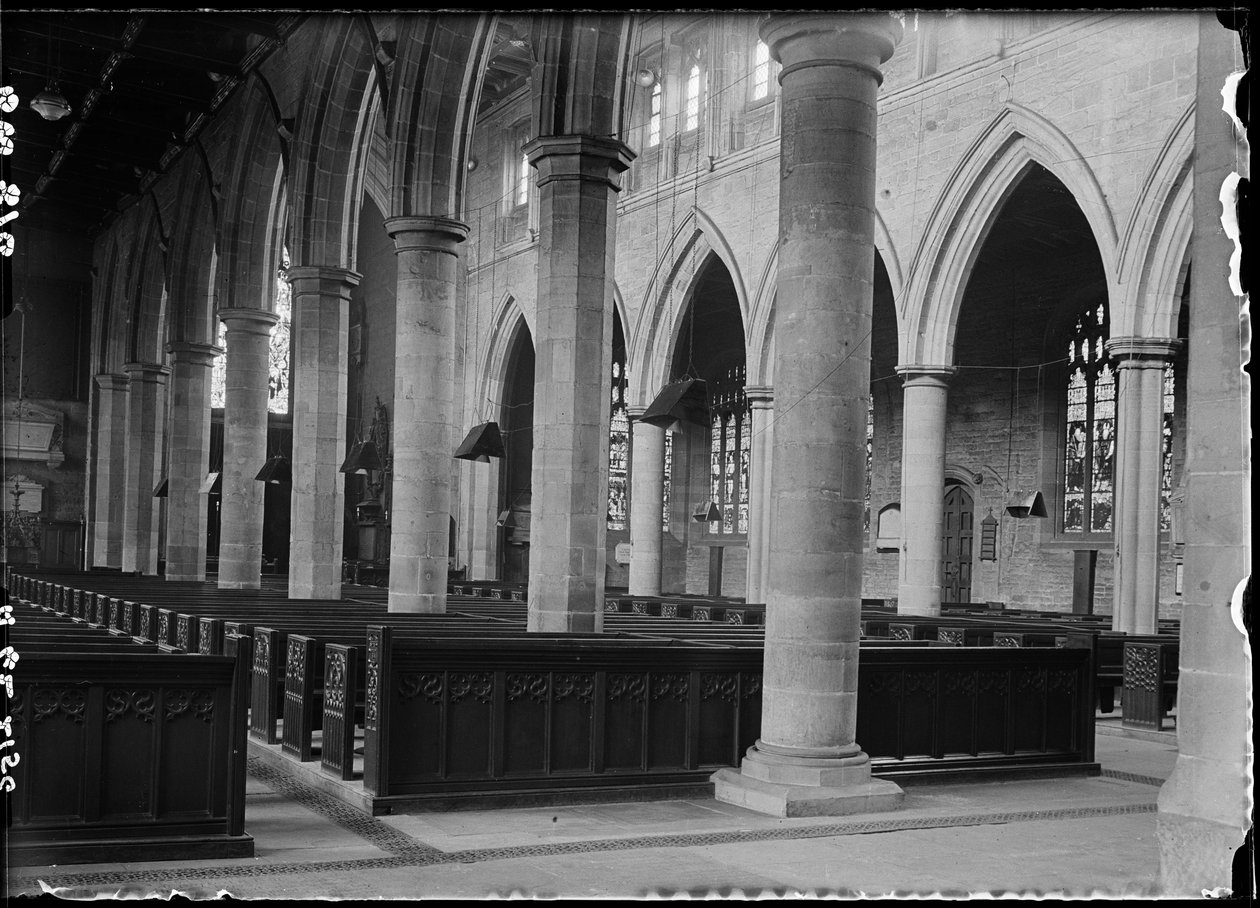 Katedrální kostel Všech svatých, Kirkgate, Wakefield, 1942. od George Bernard Wood