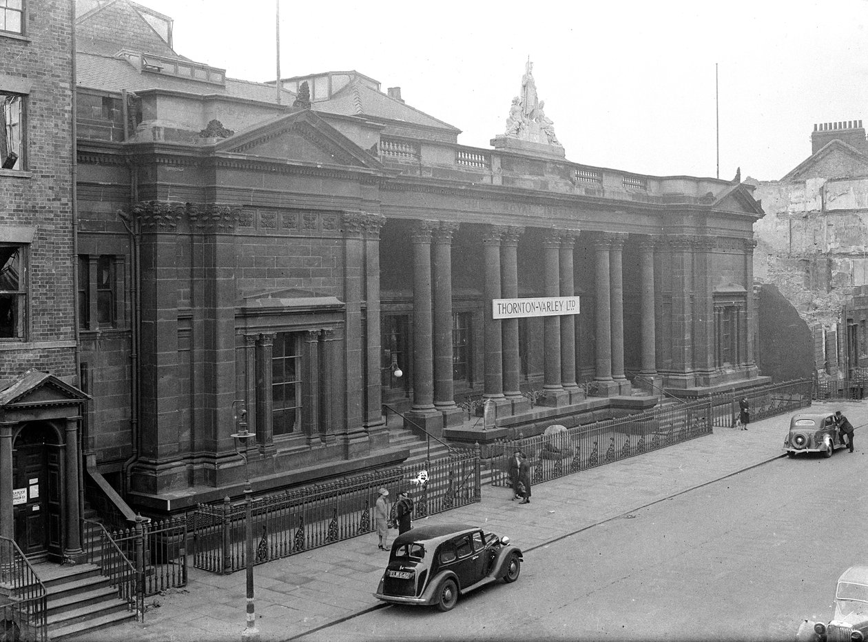 Royal Institute Museum, Albion Street, město Kingston upon Hull, 1941. od George Bernard Wood