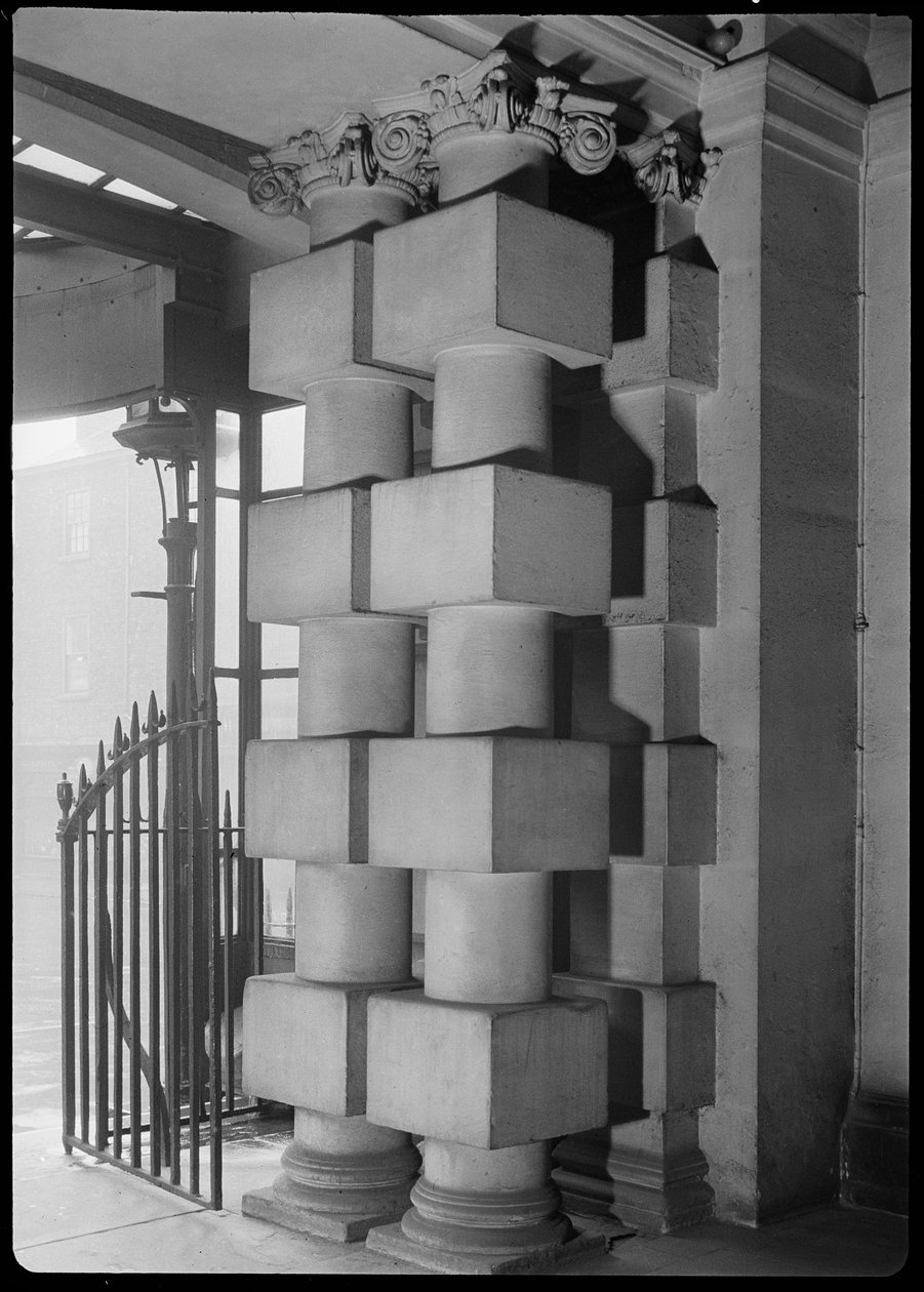 Mansion House a připojené zábradlí, High Street, Doncaster, 1942. od George Bernard Wood