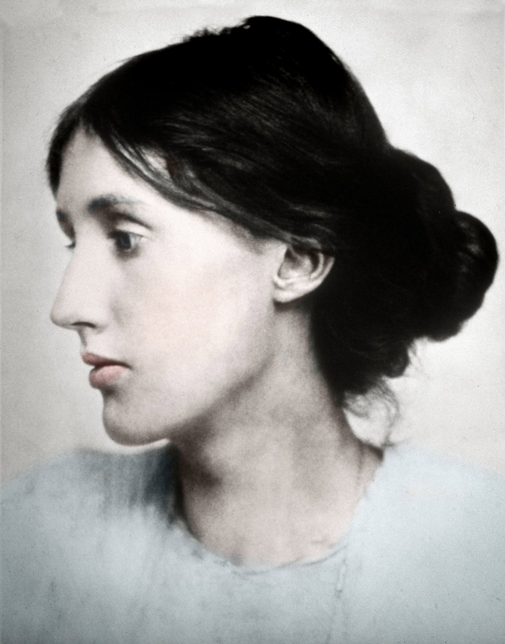 Portrét anglické spisovatelky Virginie Woolfové (foto) od George Charles Beresford