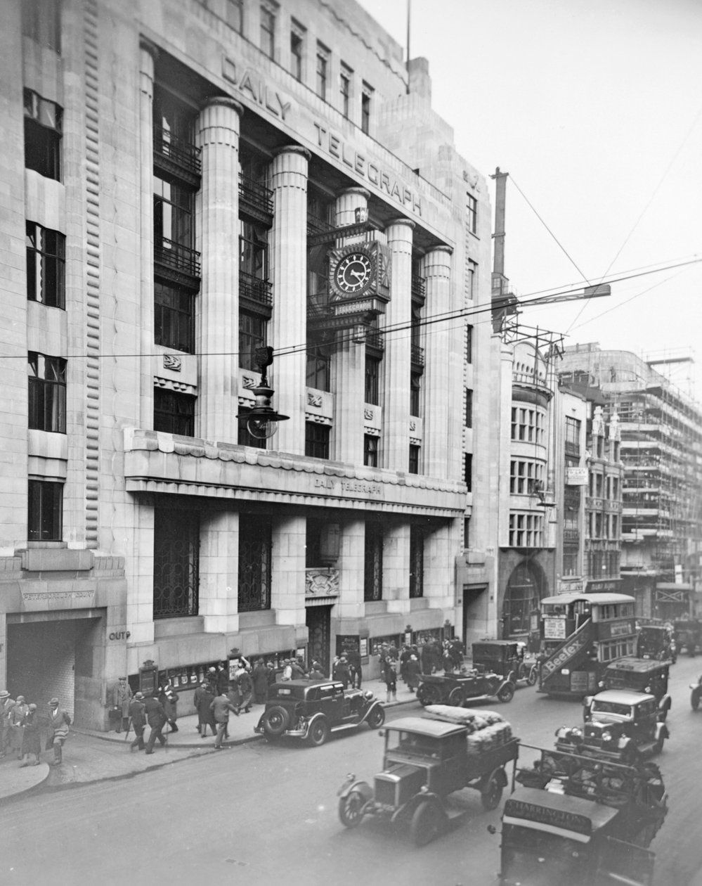 Budova Daily Telegraph, Fleet Street, City of Westminster, Londýn, počátek 30. let 20. století. od George Davison Reid