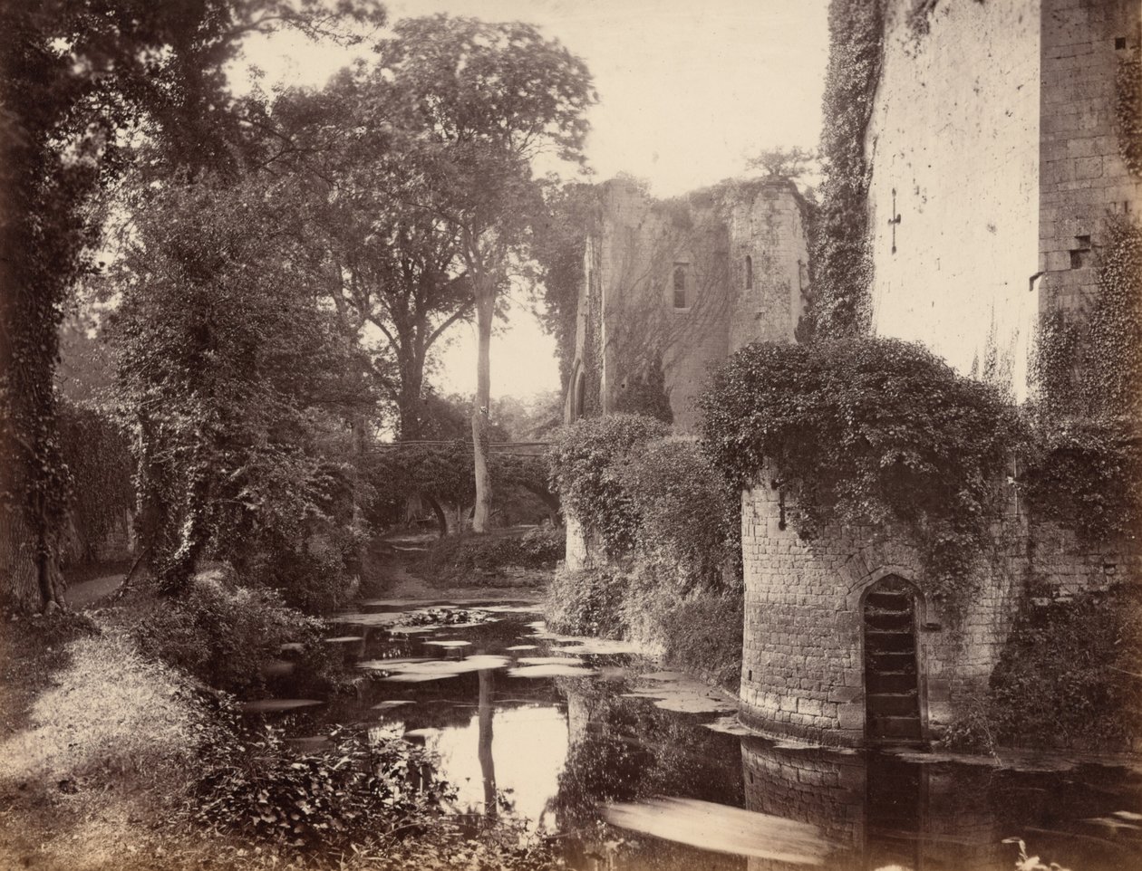Hrad Raglan, 60. léta 19. století (foto) od George Esq. Shadbolt