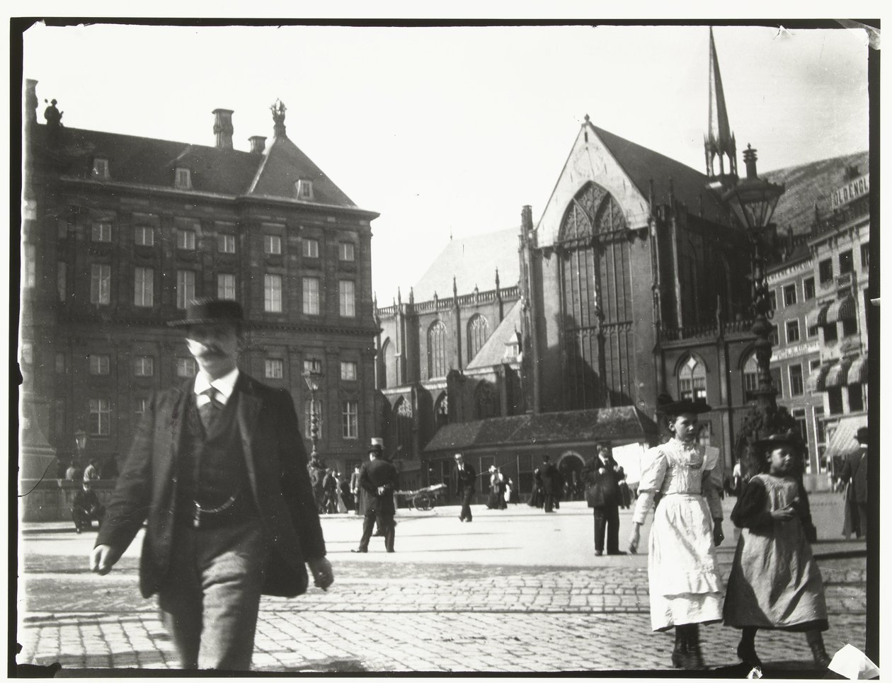 Pohled na náměstí Dam v Amsterdamu od George Hendrik Breitner
