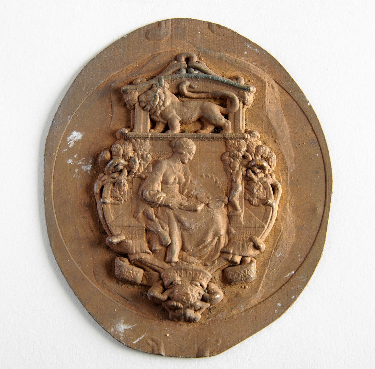 Královská společnost britských umělců, prezidentský odznak, cca 1908-14 (měď) od George James Frampton
