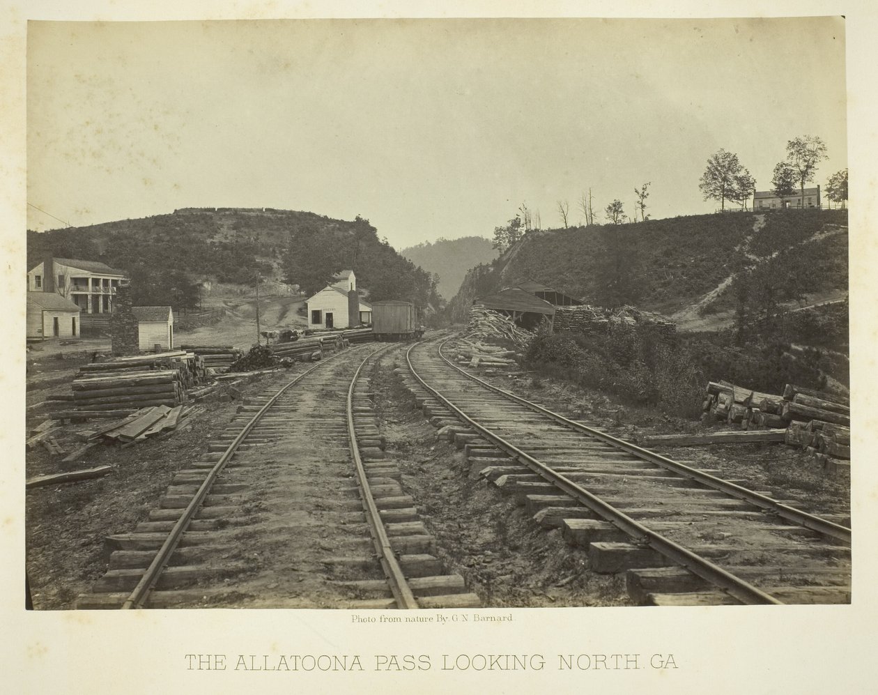 Průsmyk Allatoona, pohled na sever, GA od George N. Barnard