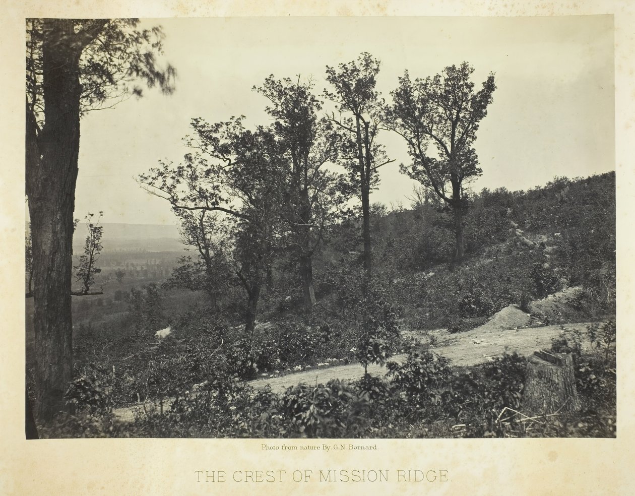 The Crest of Mission Ridge, 186466. od George N. Barnard