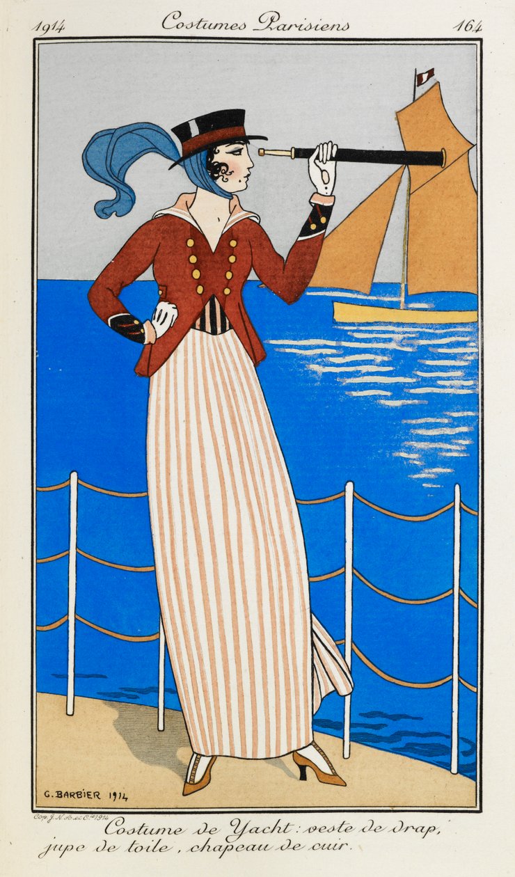 Kostým jachty: veste de drap, jupe de toile, chapeau de cuir. Žena v kostýmu jachty: červená látková bunda, pruhovaná plátěná sukně, kožený klobouk a modrý šátek. Používá dalekohled a ukazuje na loď v pozadí. Kostýmy Parisiens. od Georges Barbier