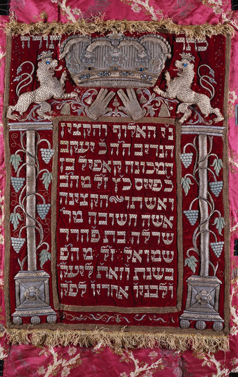 Vzácný německý parochet zdobený drahokamy (závěs z archy Tóry) od German School