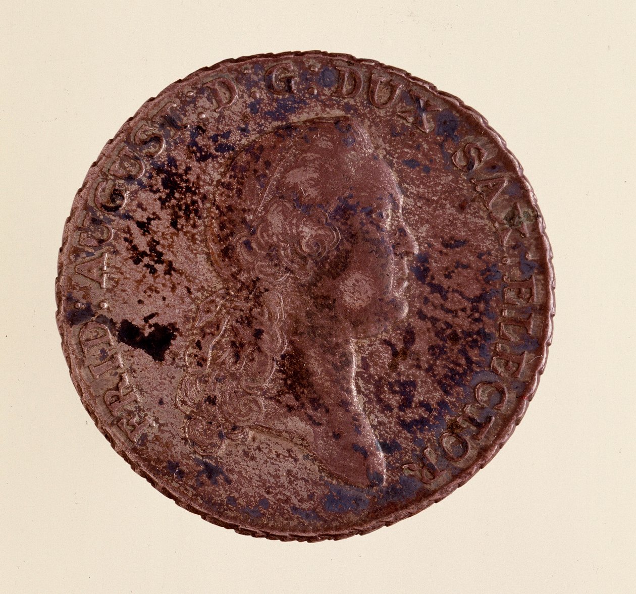 Stříbrná mince (thaler) ze Saska: vláda Fridricha Augusta I. Saského (Friderica Augusta I. Saského) (1750-1827). Průměr 3,9 cm Neapol, museo archeologico od German School
