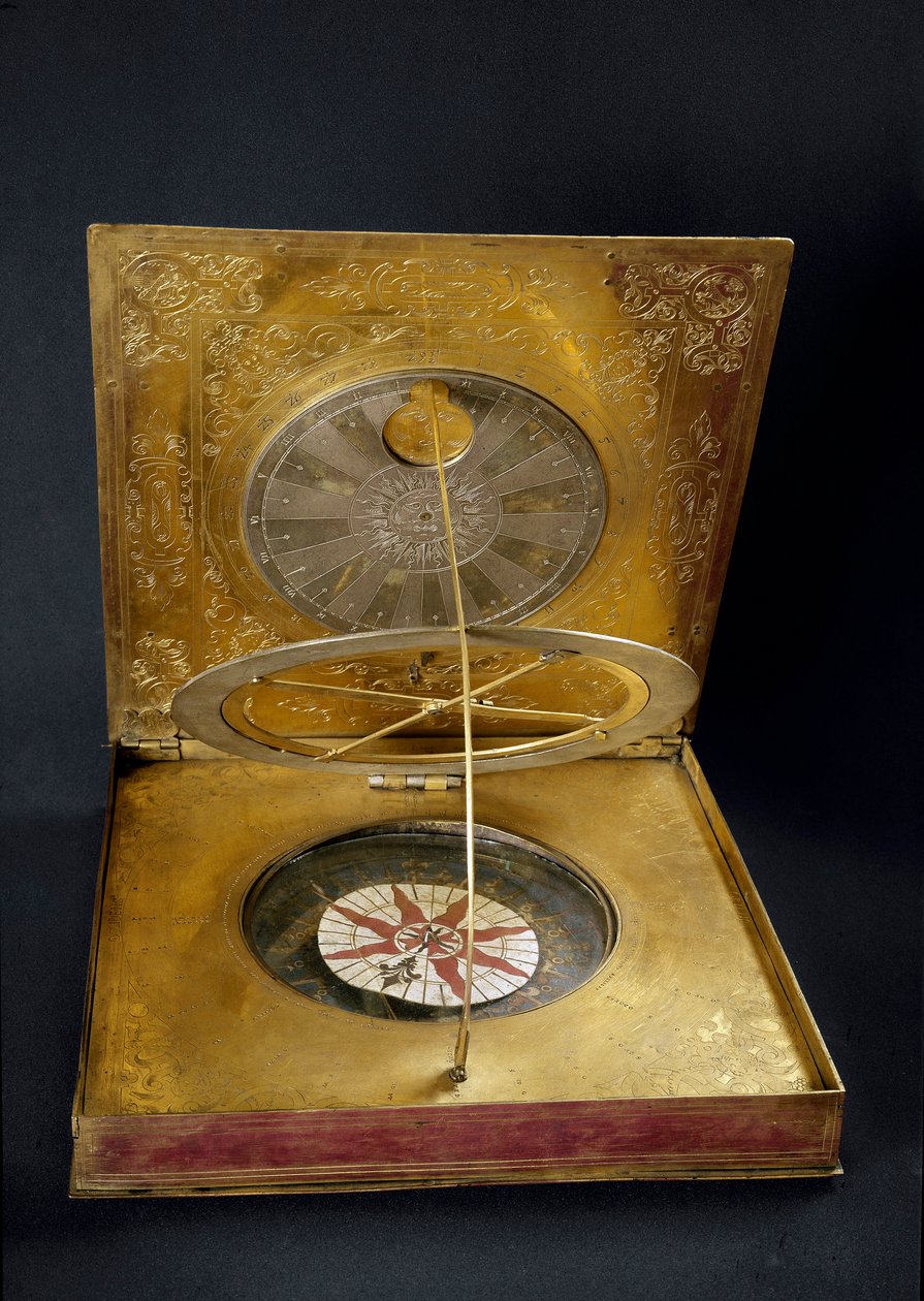 Univerzální solární hodiny vyrobené z mědi, zlata, skla a papíru německé výroby. Debut 17. století Sun. 24,7x25,7 cm Florencie, Istituto e Museo di Storia delle Scienze od German School