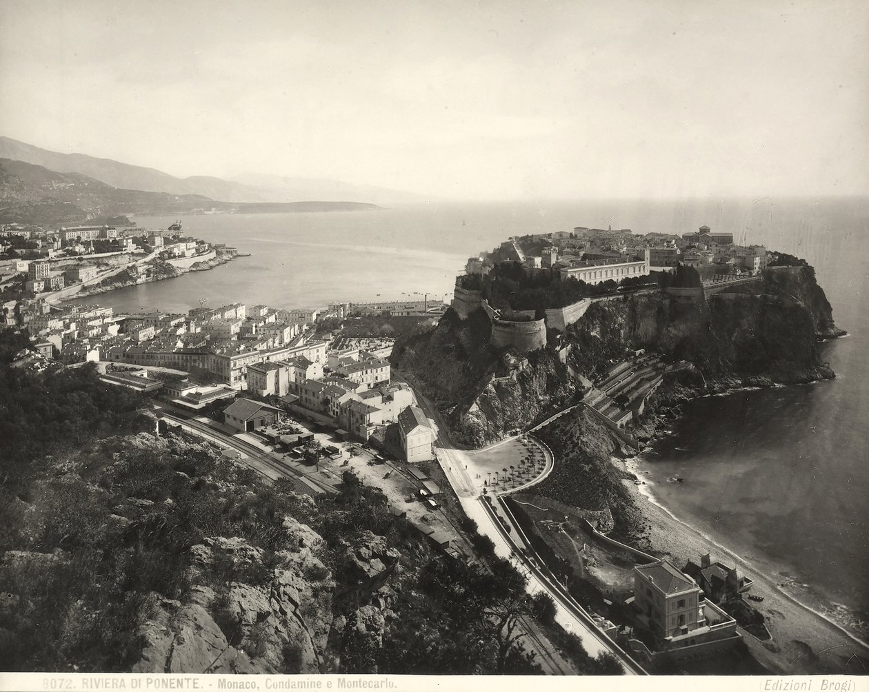 Panoramatický výhled na Monako od Giacomo Brogi