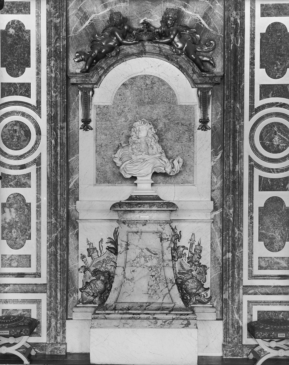 Portrétní busta Ludvíka XIV. (1638-1715) (mramor) (viz také 90049) od Gian Lorenzo Bernini