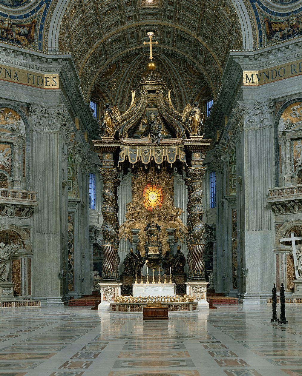 Baldacchino, hlavní oltář a křeslo sv. Petra od Gian Lorenzo Bernini