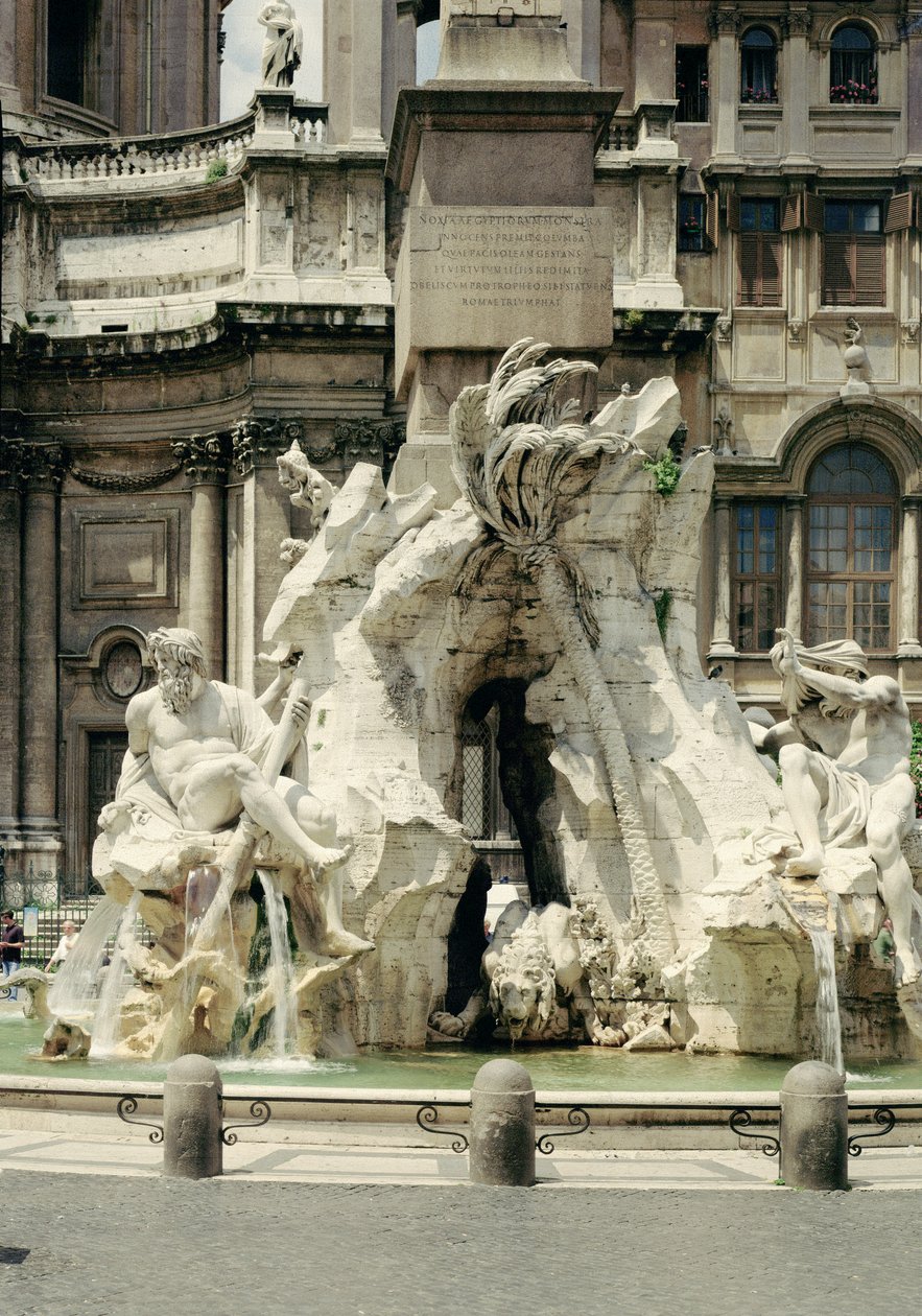 Fontána čtyř řek, 1648-51 (žula, mramor a travertin) od Gian Lorenzo Bernini