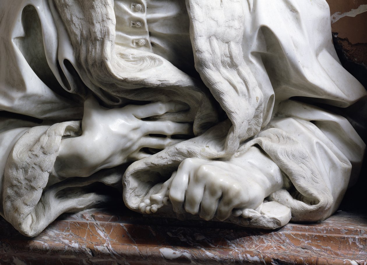 Busta Gabrielle Fonseca doktora papeže Inocence X detail rukou svírajícího roucho, z mramorového detailu kaple Fonseca z 96874 od Gian Lorenzo Bernini