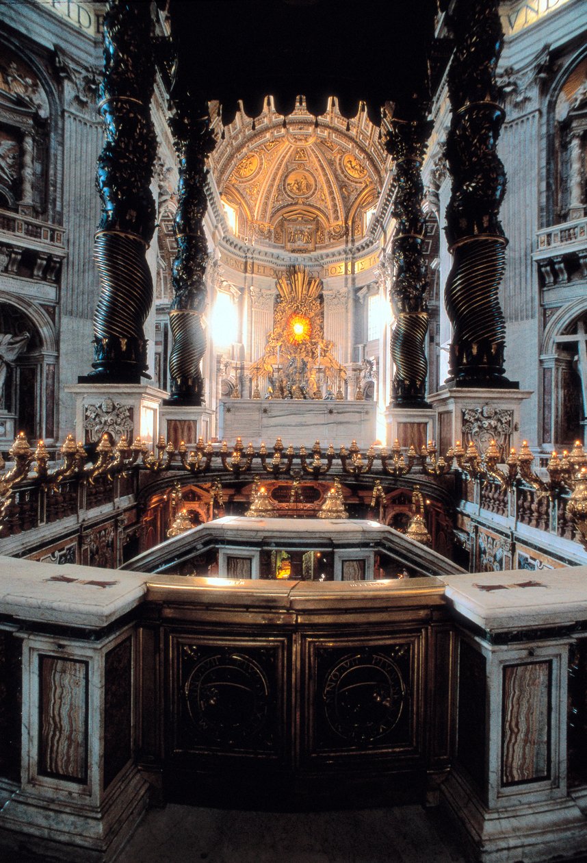 Pohled na baldachýn hlavního oltáře podle návrhu Gian Lorenza Berniniho (Bernini), Bazilika svatého Petra (Basilica San Pietro) v Římě. Itálie od Gian Lorenzo Bernini