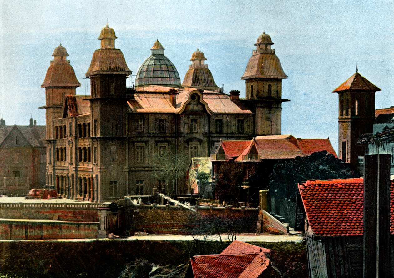 Palác bývalého prvního ministra a kasárna námořní pěchoty, Madagaskar, konec 19. století. od Gillot