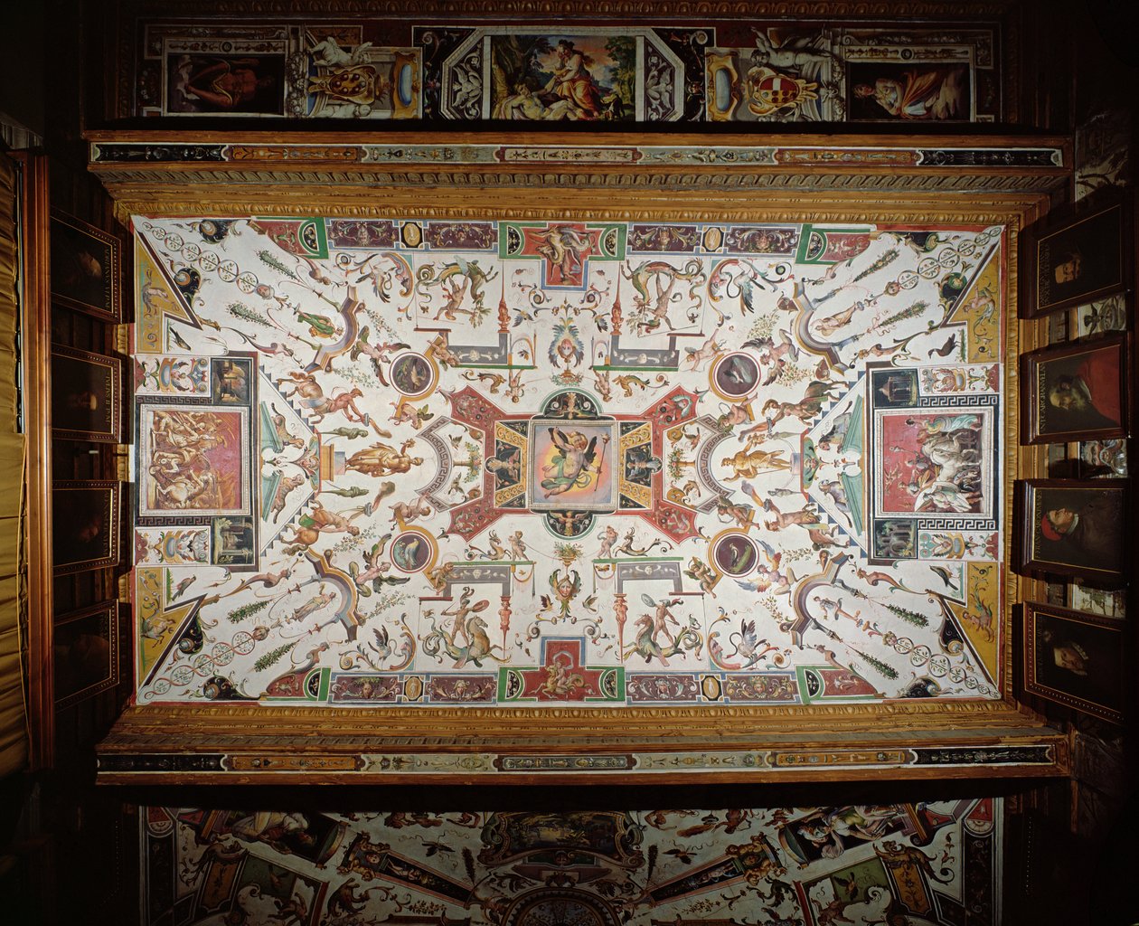 Strop z Vasariho koridoru, 1560-80 od Giorgio Vasari