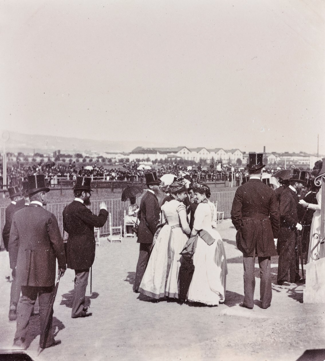 Divácká závodní dráha v parku Cascine: Manara, Giovanni Fabbroni, Marchese Eugenio Niccolini a jeho manželka, hraběnka Guicciardini, L. Manara od Giorgio Enrico (attr.to) Levi