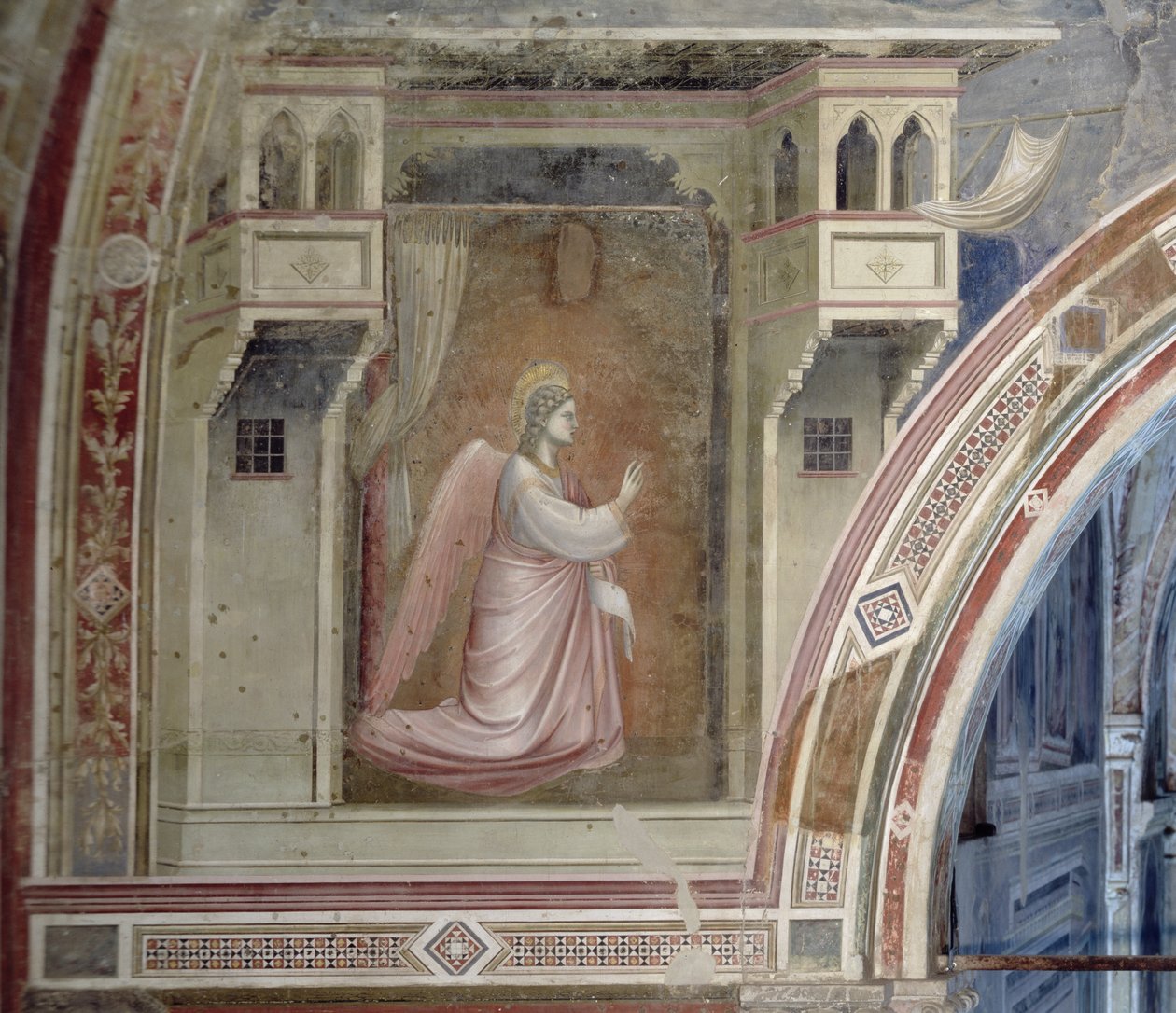 Zvěstování, detail anděla Gabriela, z lunety nad oltářem, freska kolem roku 1305 od Giotto di Bondone