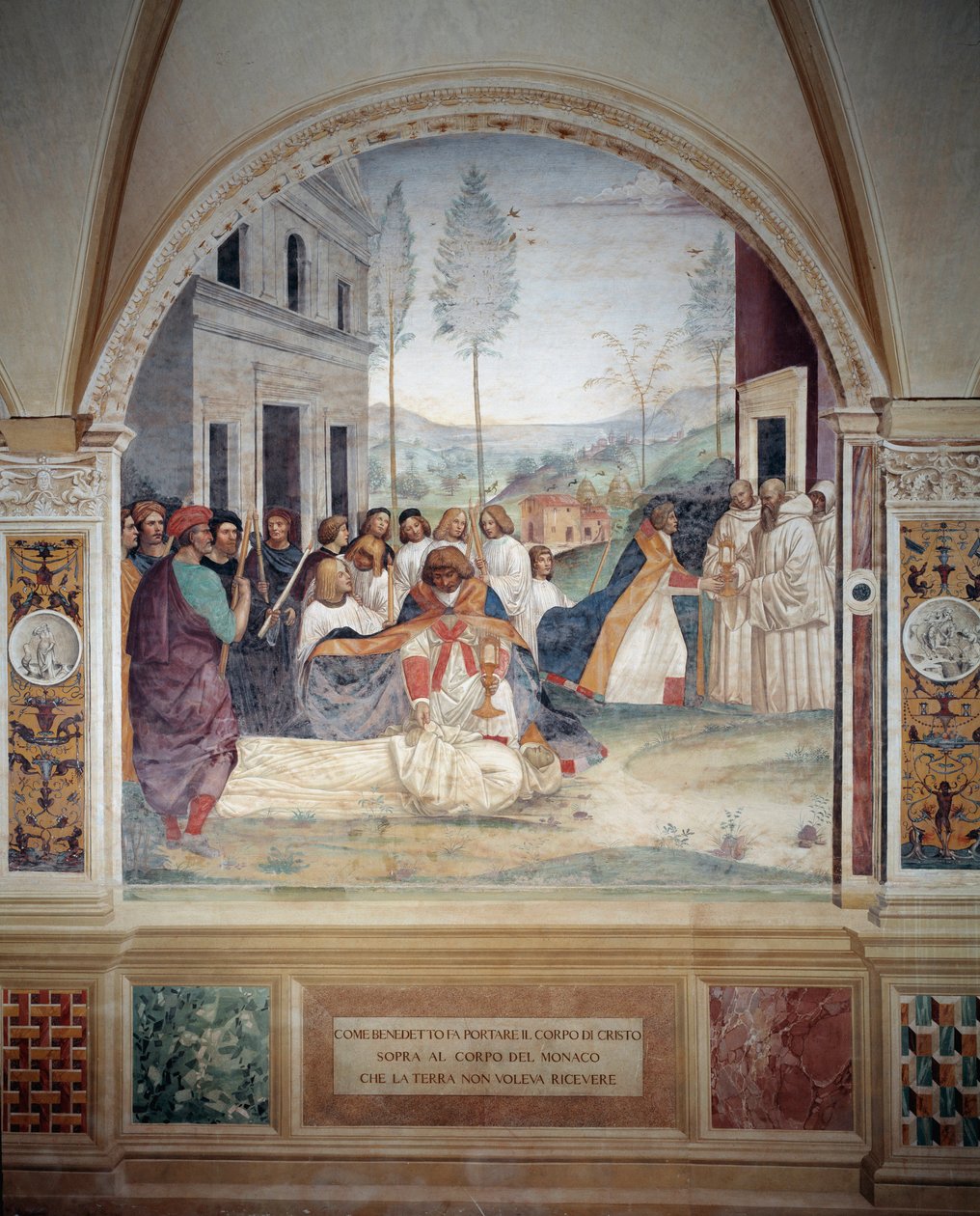 Svatý Benedikt nese Kristovo tělo na těle mnicha, kterého Země odmítá pohřbít freska ambitu od Antonia Bazzi dit il Sodoma (1477 - 1549) vyprávějící o životě svatého Benedikta z Nursie (480 - 567), zakladatele řád Benedi od Giovanni Antonio Bazzi Sodoma