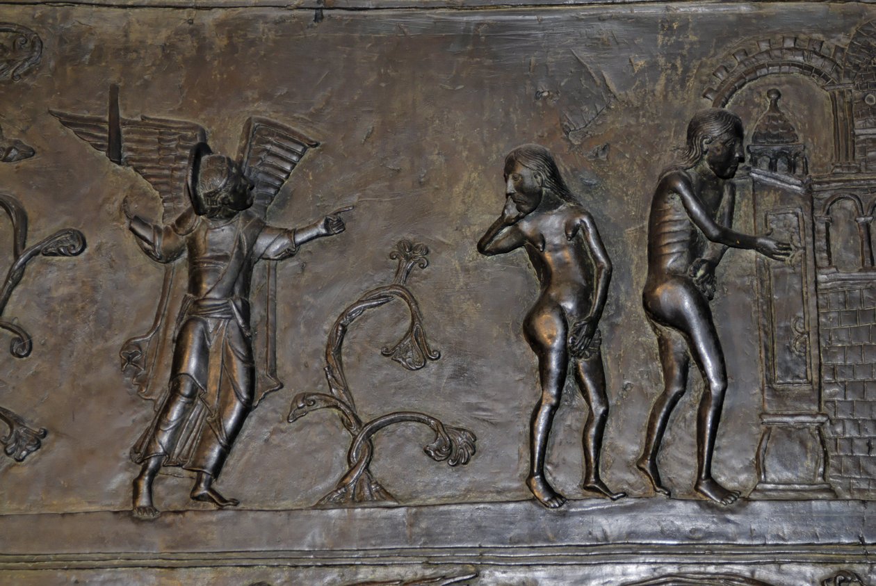 Ottonské umění: Adam a Eva vyhnaní z ráje. Kolem roku 1015. Socha na jedněch z bronzových dveří Cathedrale Saint Mary v Hildesheimu (Německo). od Phillipe de Marlier