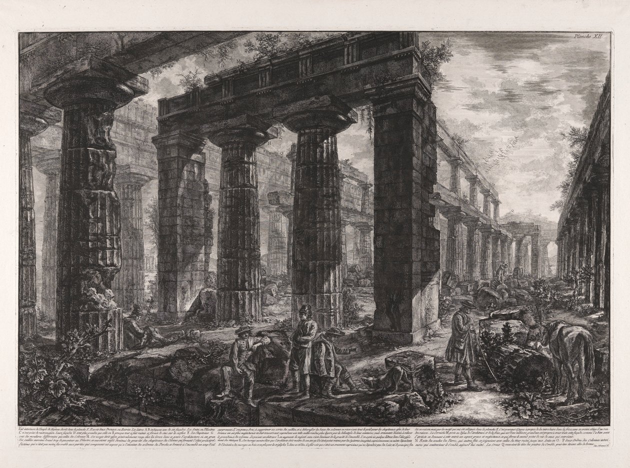 Vnitřní pohled na Neptunův chrám popsaný na desce X od Giovanni Battista Piranesi