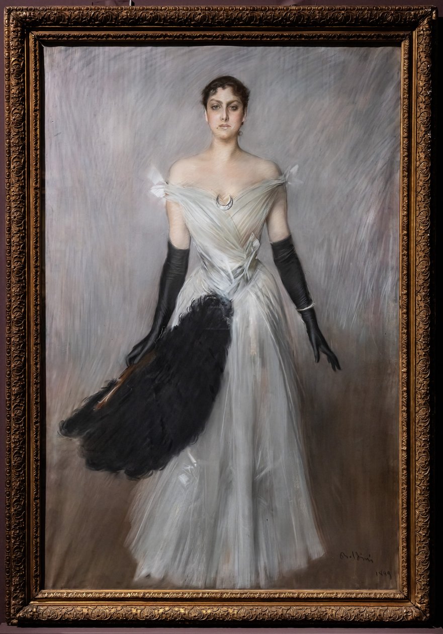 Portrét dámy v bílém s rukavicemi a ventilátorem od Giovanni Boldini