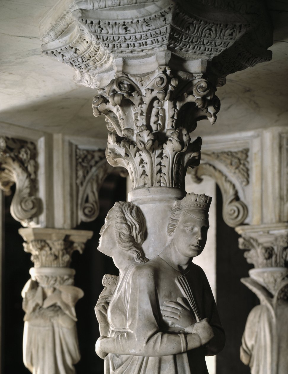 Detail sochařských skupin podpírajících židli realizované Giovannim Pisano (1248-1314): Theologales Vertus (Detail soch podpírajících mramorovou kazatelnu, Teologické ctnosti) 1302-1311 Cathedrale de Pisa (Duomo di Pisa), Itálie od Giovanni Pisano