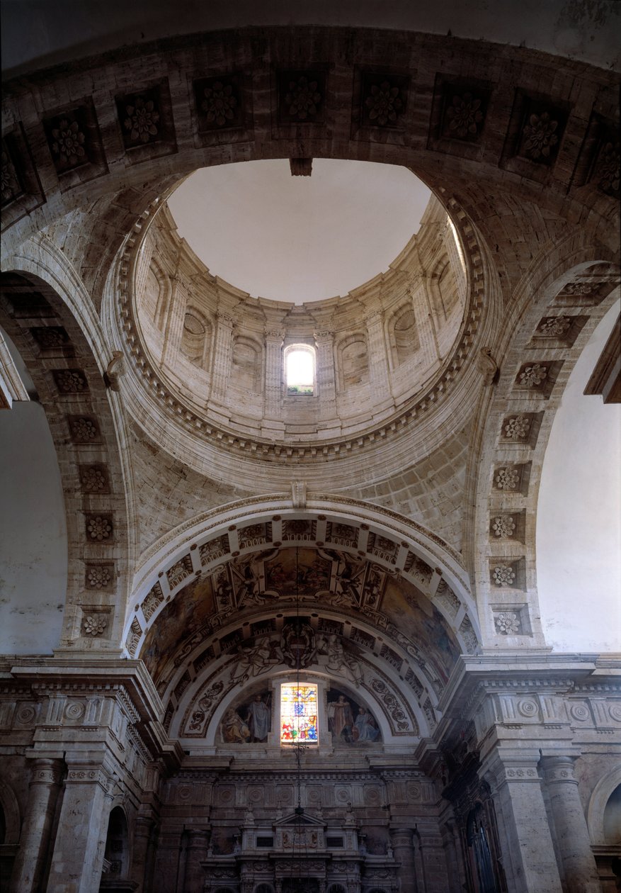 Vnitřní pohled na kostel San Biagio (1518-1545) od Giuliano Giamberti da Sangallo