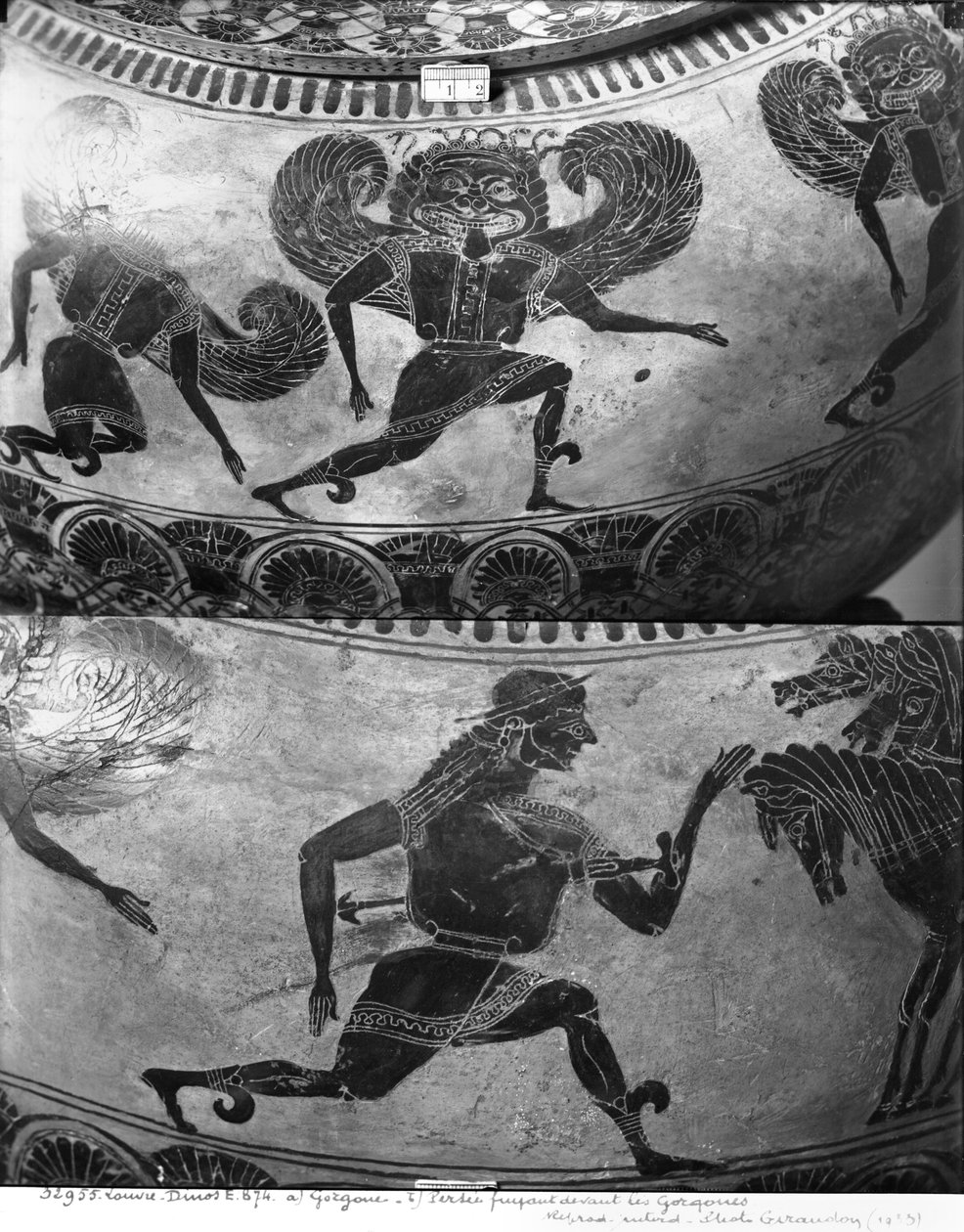 Půdní dinosauři s černou postavou zobrazující Persea prchajícího před Gorgonami, cca 590 př. n. l. (keramika) od Greek