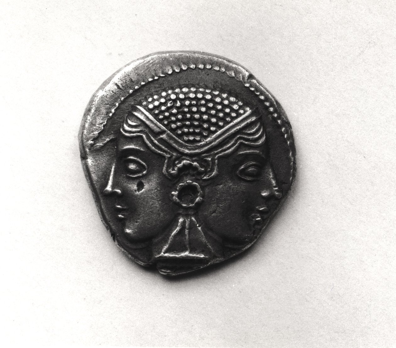 Mince z Lampsacus s janiformou hlavou (kov) od Greek
