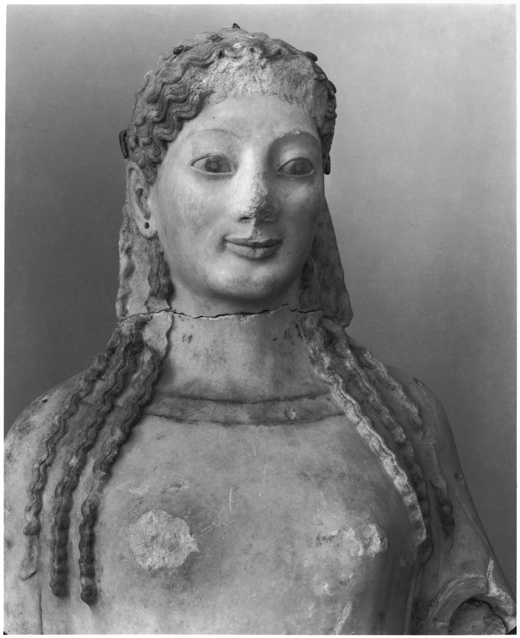 Kore známý jako Kore na sobě peplos, busta (detail) cca 540 př. n. l. (viz také 148401, 345950, 345951) (mramor) od Greek