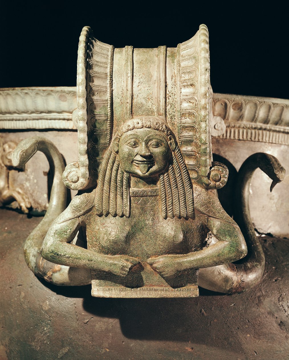 Kráter, detail rukojeti, z nekropole Trebeniste, Ohridské jezero, Makedonie bronzový detail 243734 od Greek