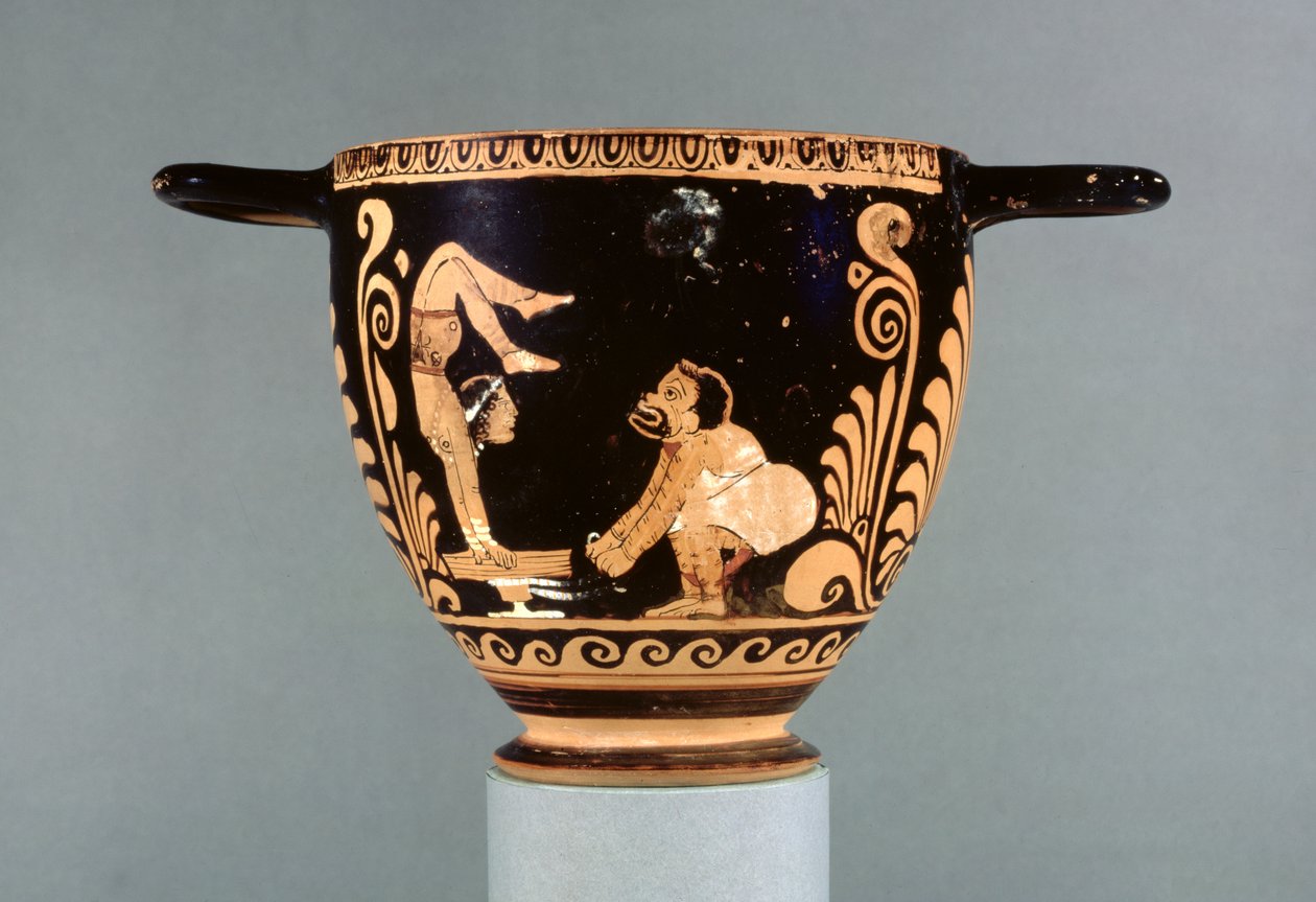 Paestan červenofigurový skyphos, zdobený flyaxovým hercem a akrobatkou, Řek, Asteas Group, cca 350-325 př. n. l. (keramika) od Greek