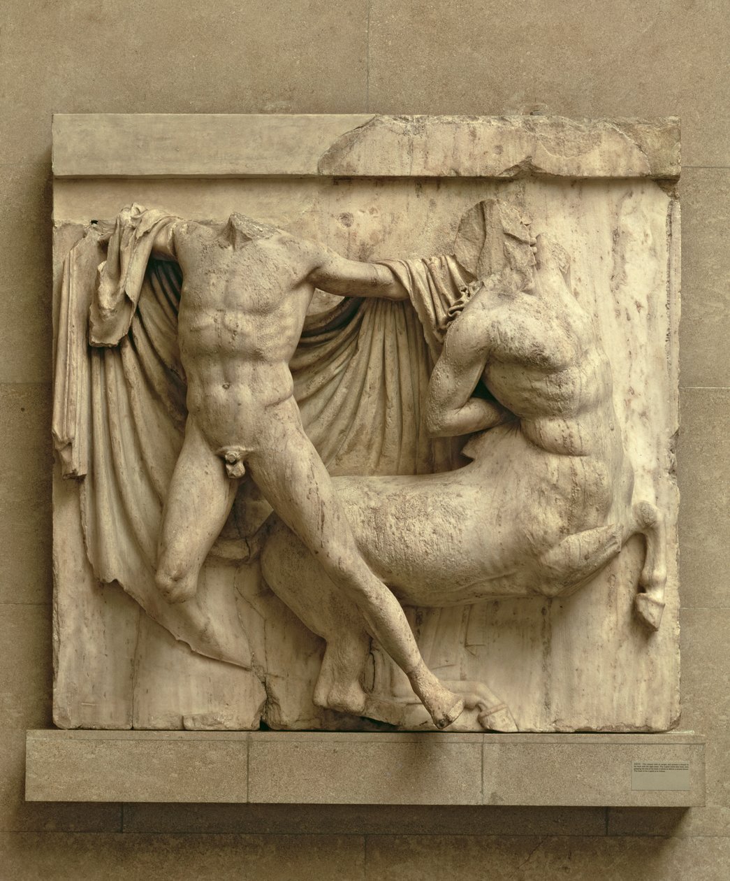 Lapith zabíjející kentaura, metopa XXVII z jižní strany Parthenonu, 447-432 př.nl (mramor) od Greek