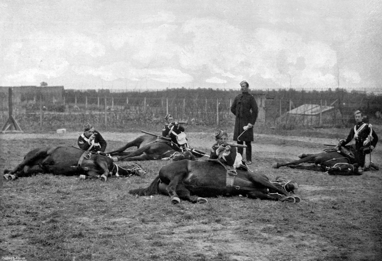 Skupina 4. přestřelky Queens Own Hussars sesedla z koně, 1896. od Gregory and Co