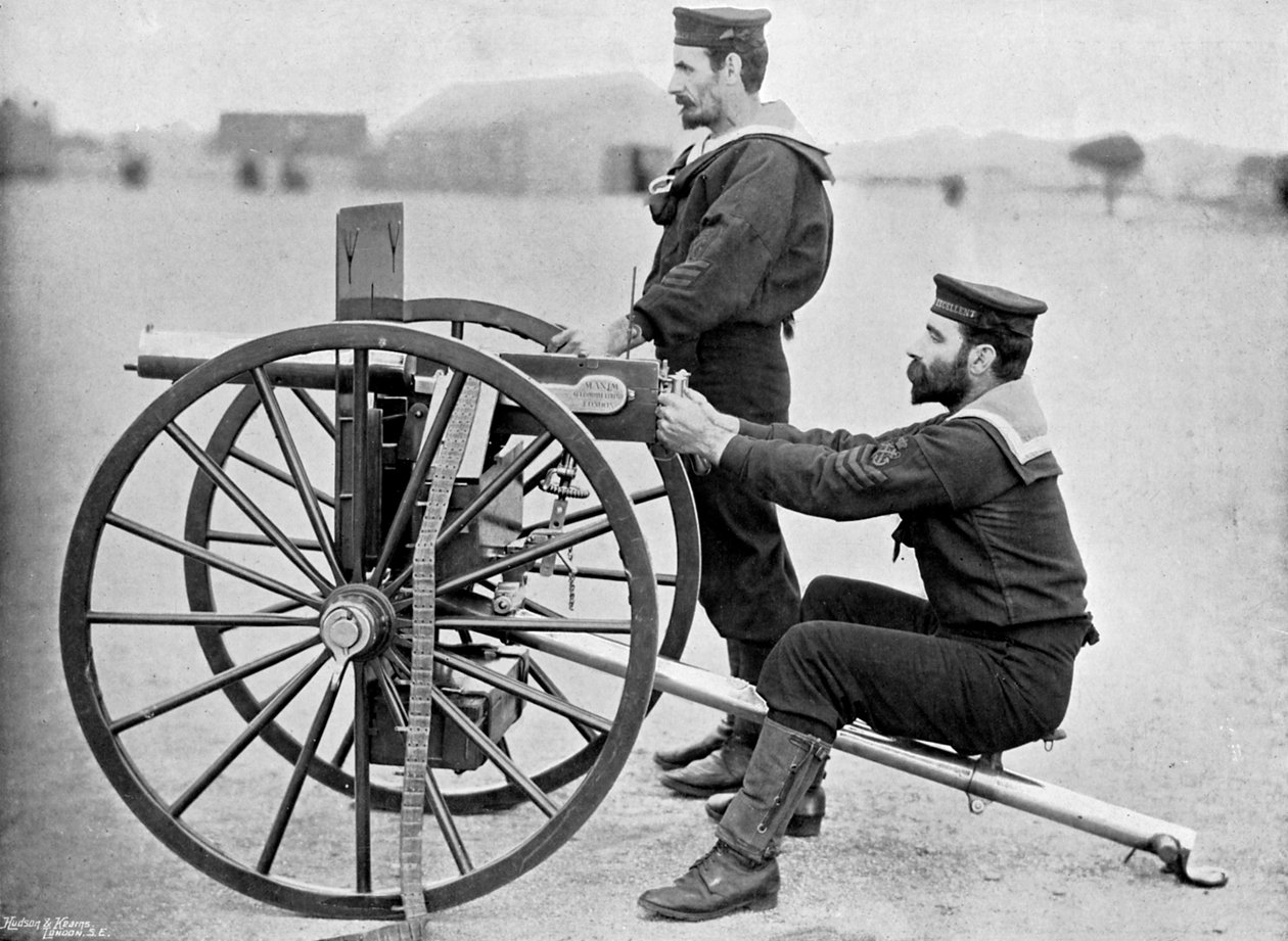 Cvičení se zbraní Royal Navy Maxim na ostrově Whale, Portsmouth, Hampshire, 1896. od Gregory and Co