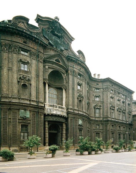 Fasáda Palazzo Carignano (foto) od Guarino Guarini