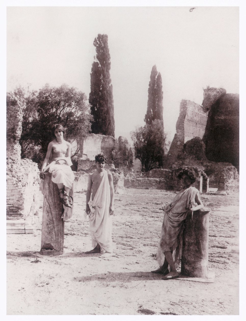 Galdi pracoval pro Plueschow (foto) od Guglielmo (1852 1930) Plüschow