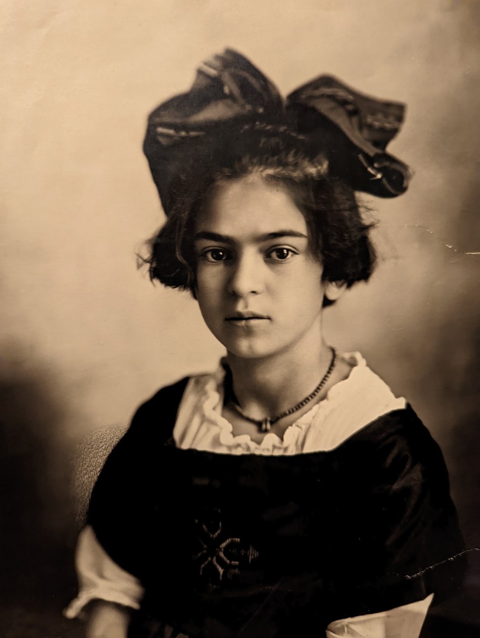 Frida Kahlo, 15. června od Guillermo Kahlo