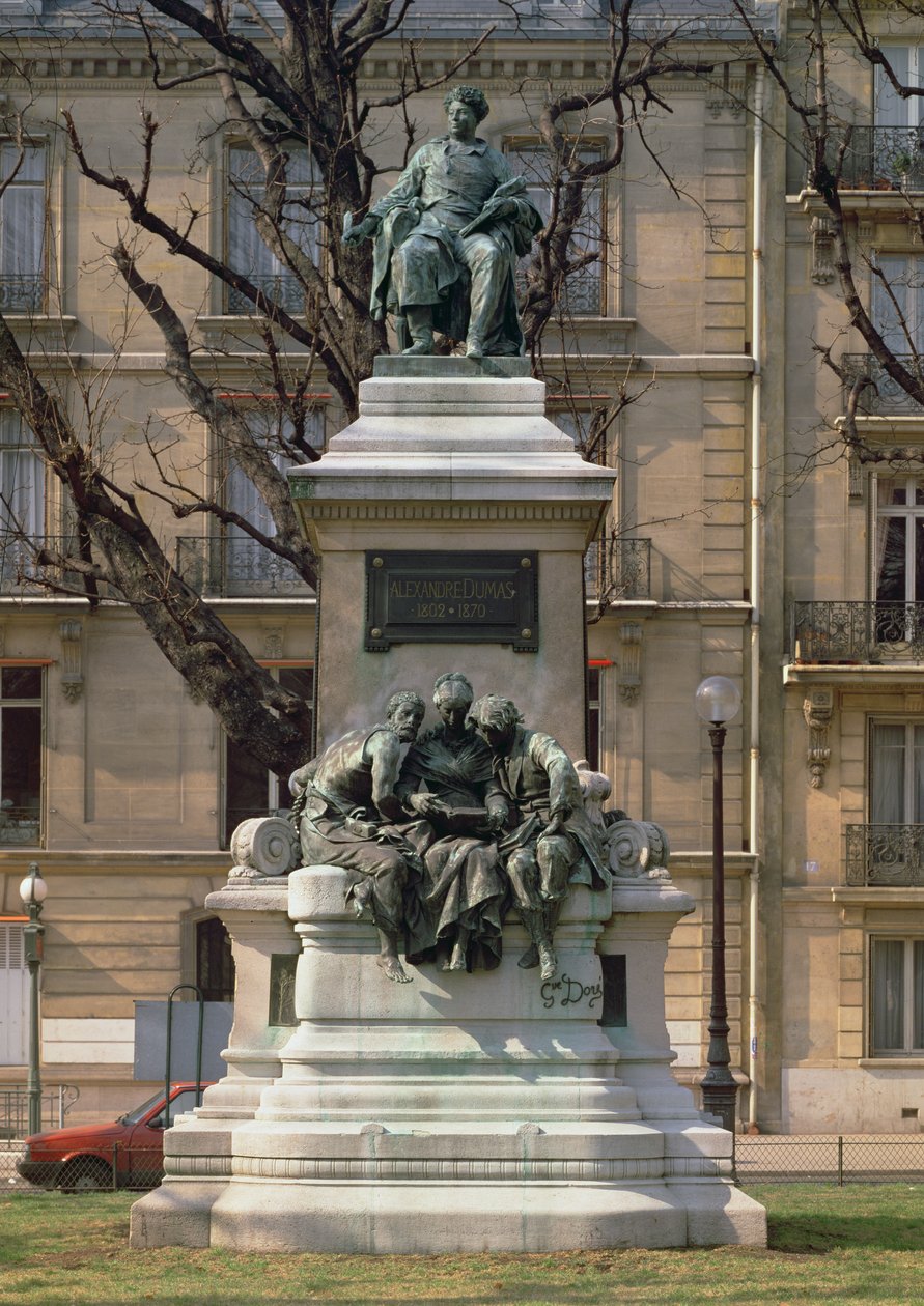 Památník Alexandra Dumase pere (1802-70) francouzský romanopisec a dramatik, 1883 (kámen a bronz) od Gustave Dore
