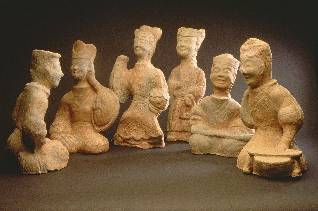 Skupina hudebníků, tanečníků a sluhů (terakota) od Han Dynasty Chinese School